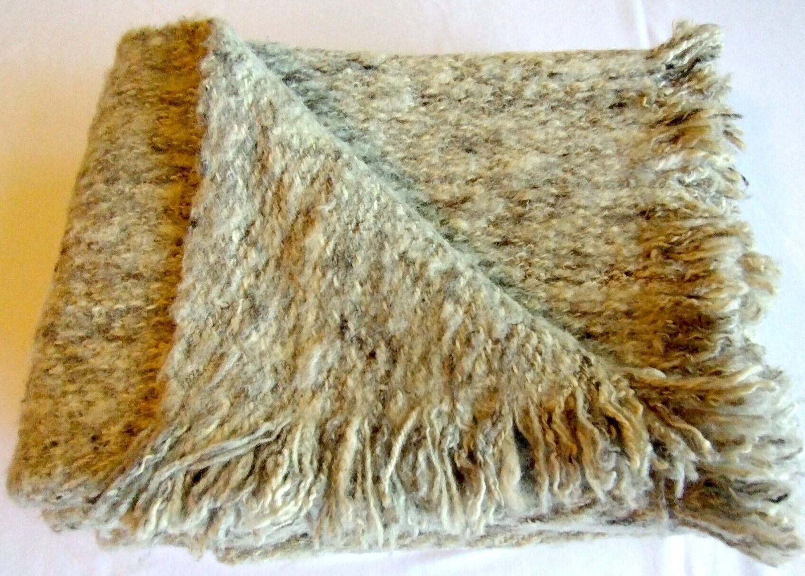 Ruana14d 100% hand-woven wool poncho